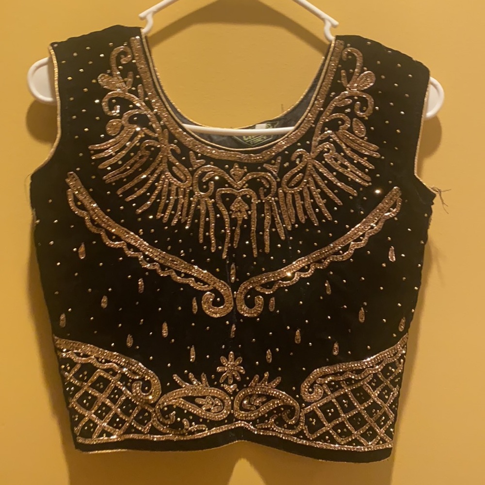 Black and green lehenga - Picture 3 of 6